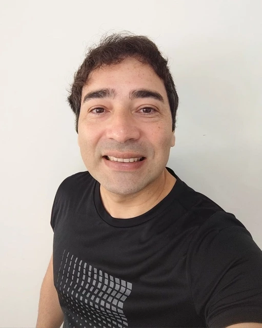 Retrato de Abner Siqueira de Oliveira, Coordenador de Desenvolvimento Mobile da iiBrasil