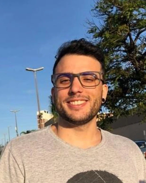 Retrato de Renan Pedrosa, Desenvolvedor Full Stack Pleno da iiBrasil